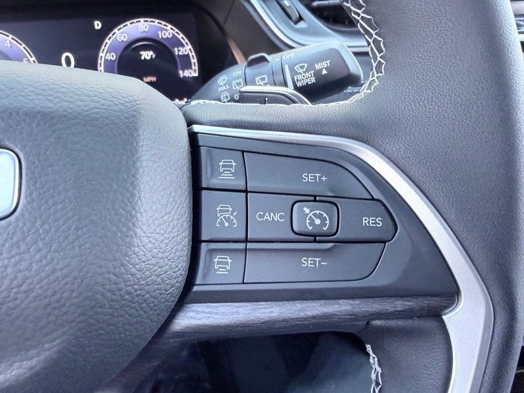 New 2025 Jeep Grand Cherokee L Limited w/ Black Appearance Package image 12