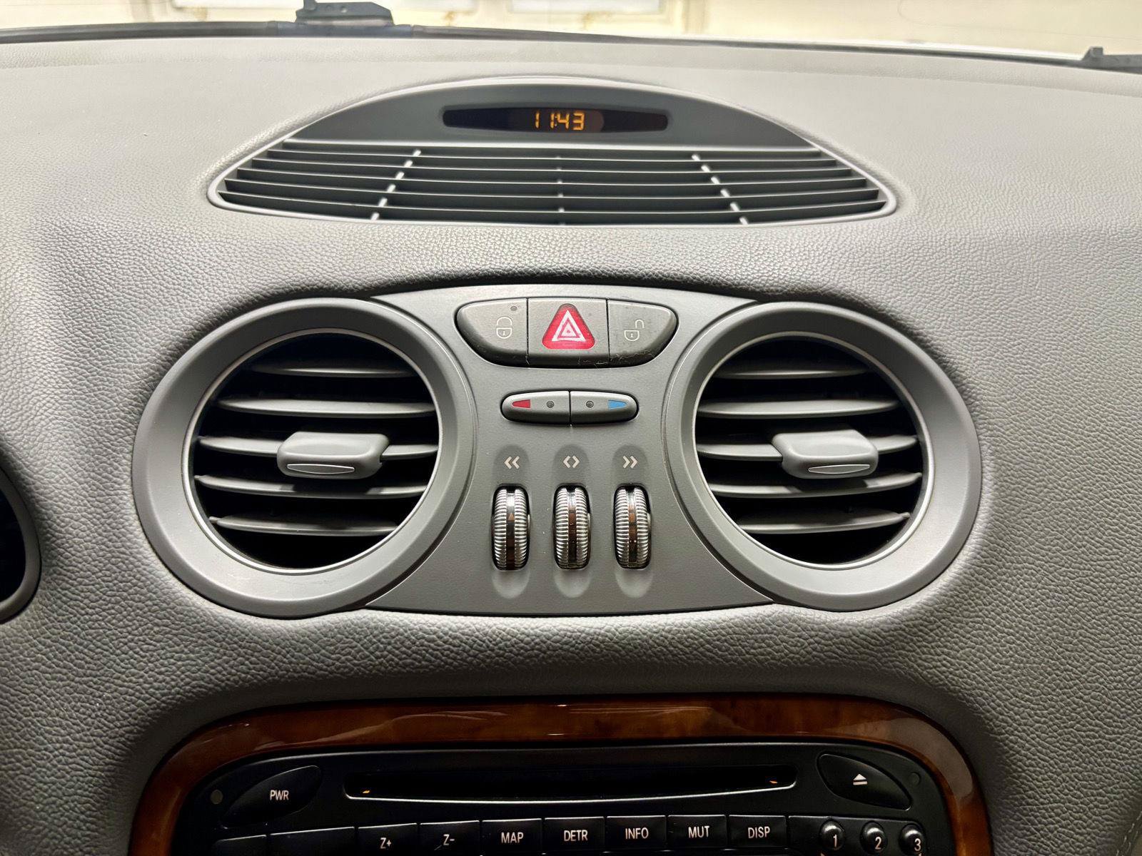Used 2004 Mercedes-Benz SL 500 image 35