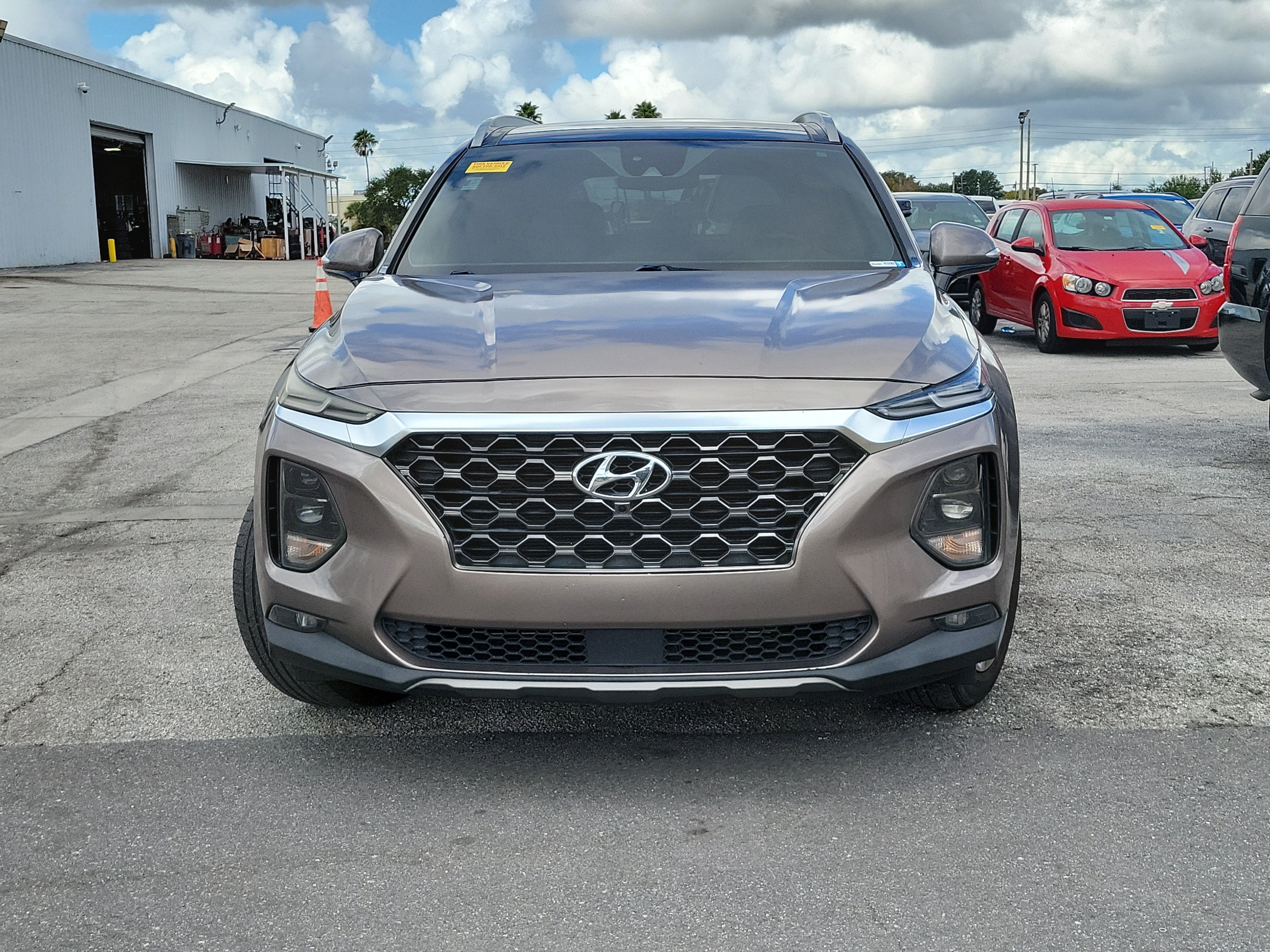 Used 2019 Hyundai Santa Fe FWD image 2