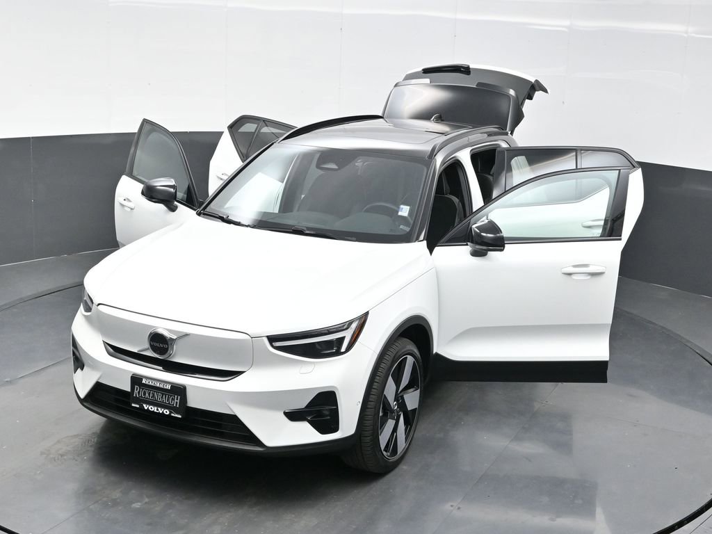 Used 2023 Volvo XC40 Recharge Ultimate w/ Protection Package Premier image 28