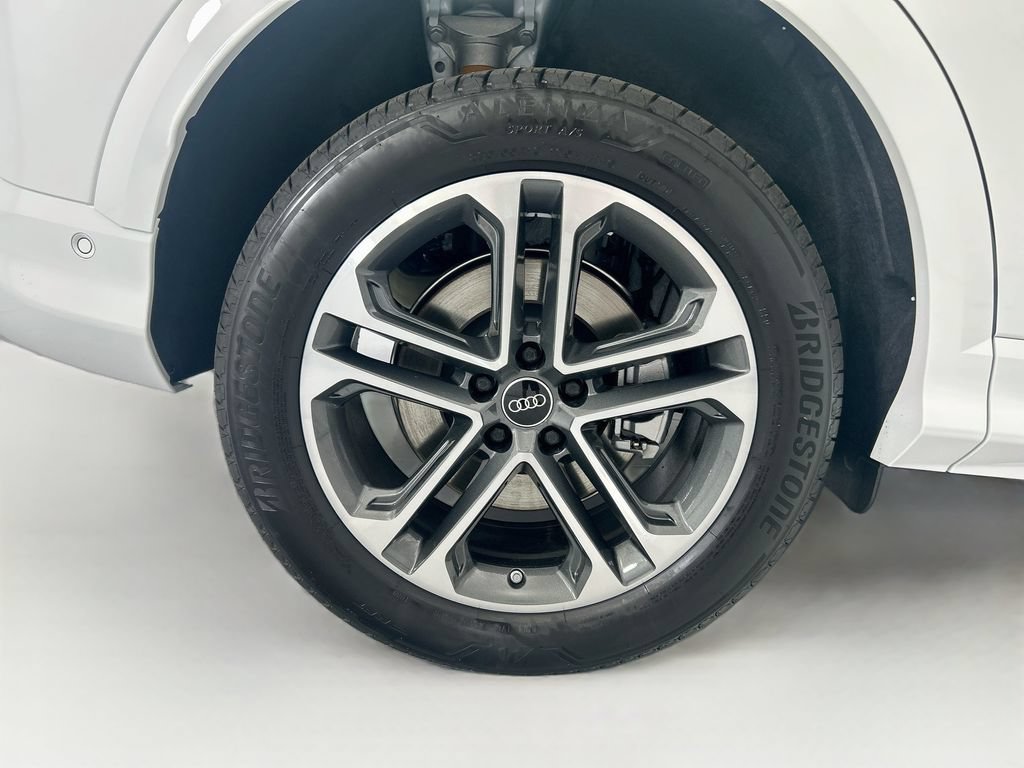 New 2026 Audi Q5 Premium AWD/4WD image 32