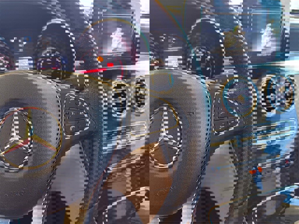 Used 2017 Mercedes-Benz GLC 300 image 16