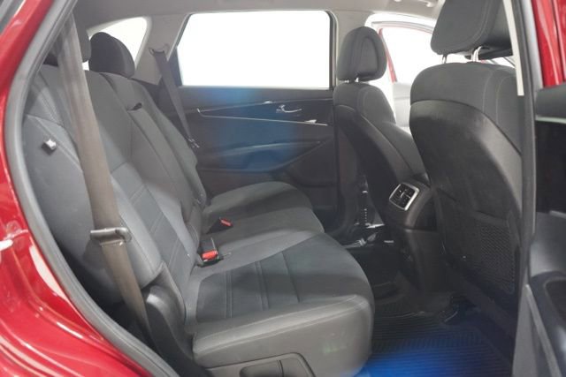 Used 2016 Kia Sorento LX image 37