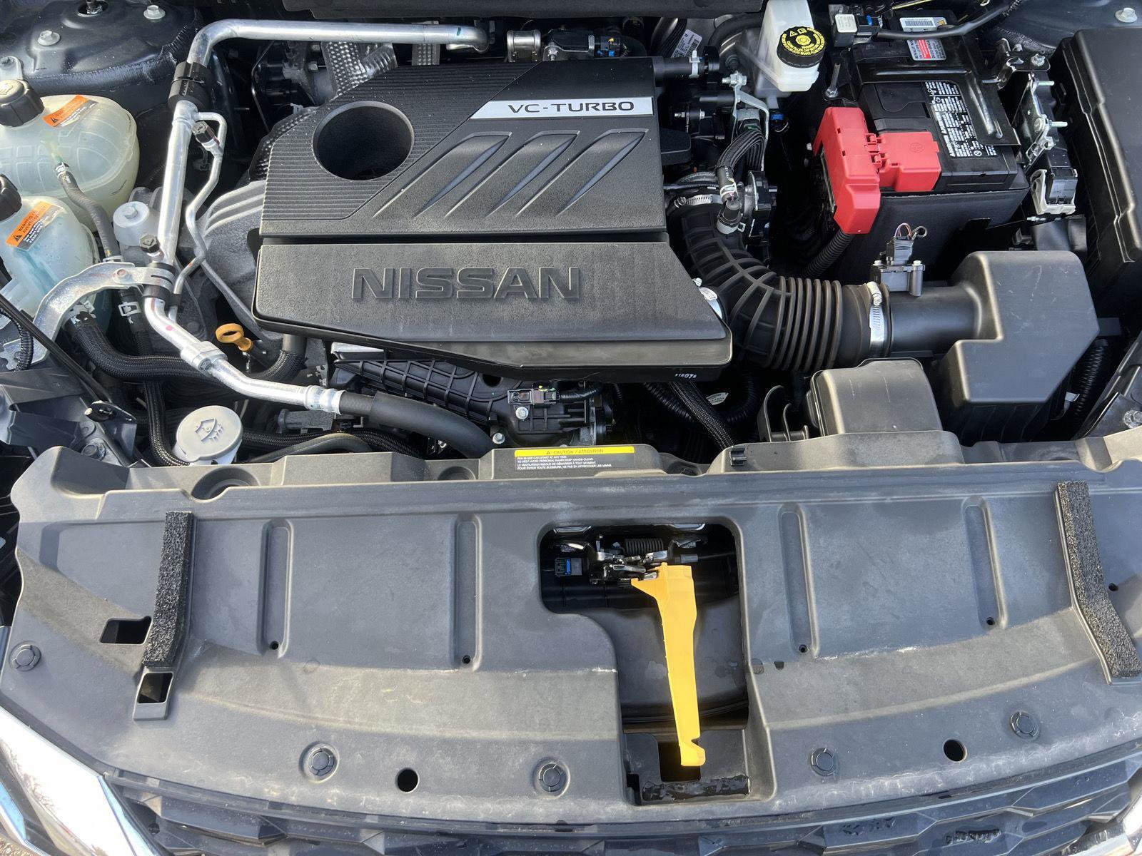 Used 2023 Nissan Rogue S image 36