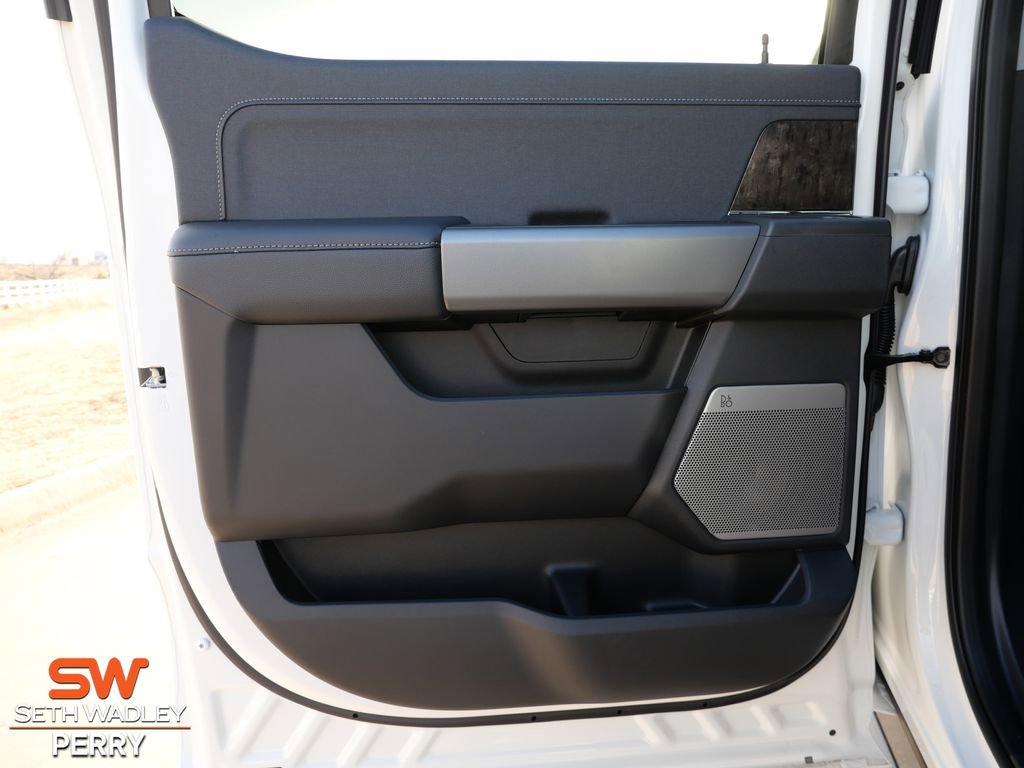 New 2026 Ford F350 Lariat w/ Black Appearance Package image 13