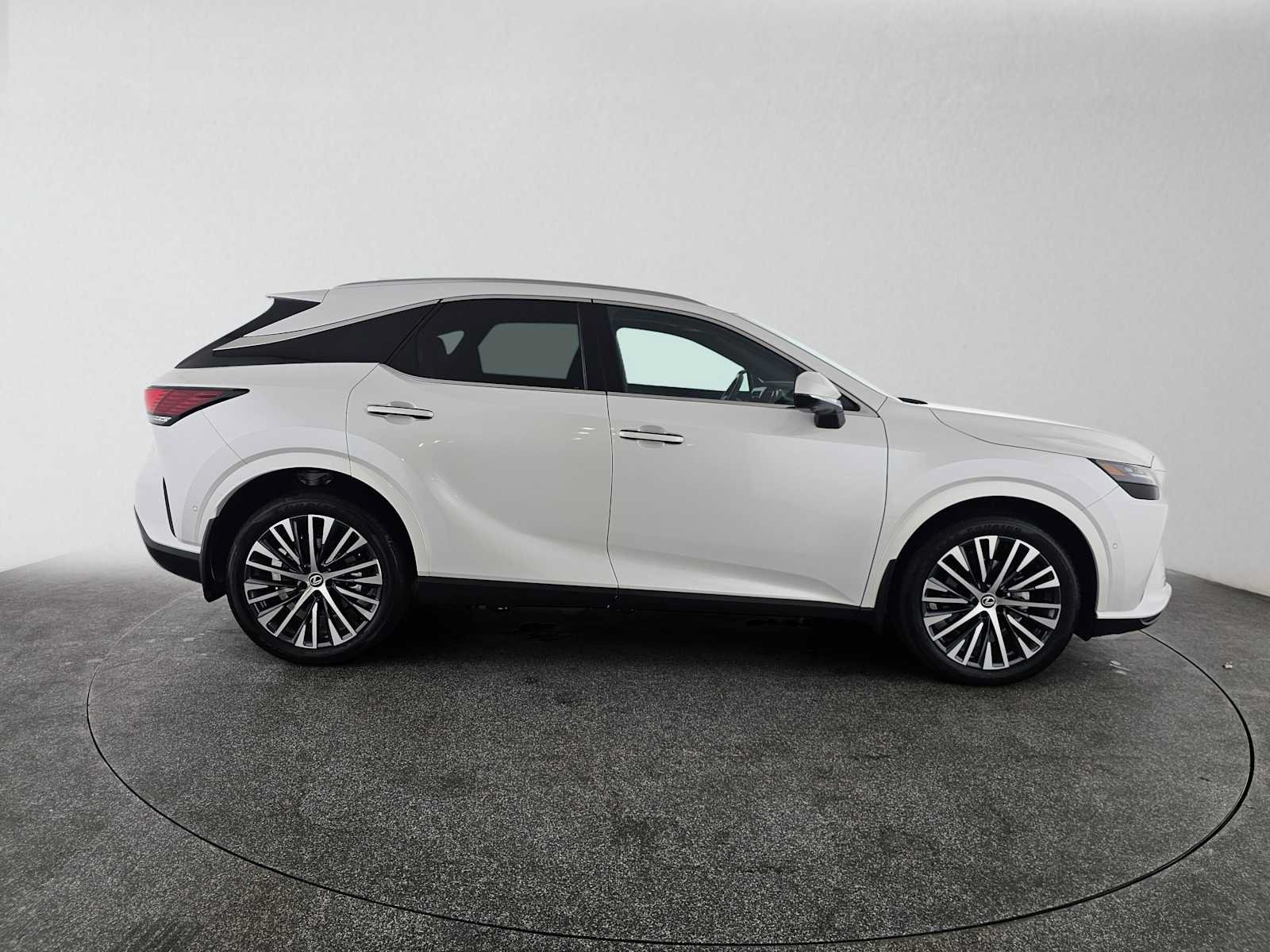 Certified 2026 Lexus RX 350 w/ Convenience Package AWD/4WD image 2