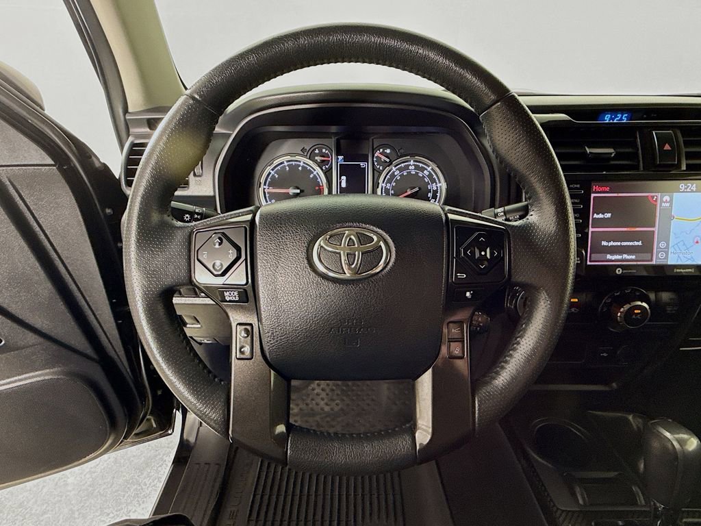 Certified 2021 Toyota 4Runner Venture w/ Moonroof Package AWD/4WD image 13