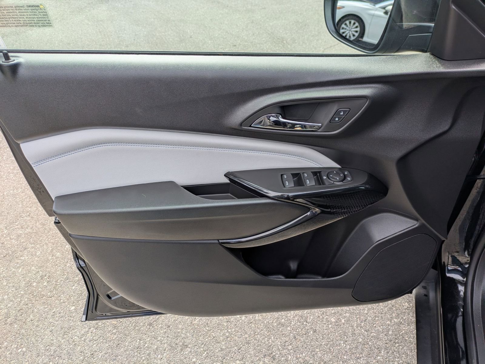New 2026 Chevrolet Trax LT w/ Driver Confidence Package FWD image 7