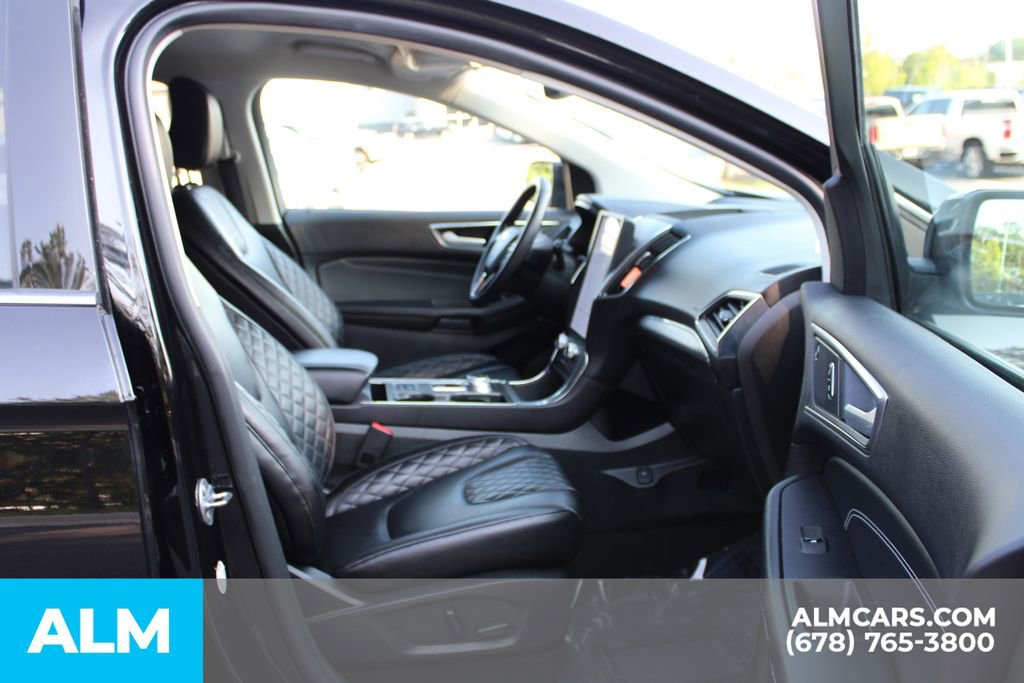 Used 2024 Ford Edge Titanium image 21