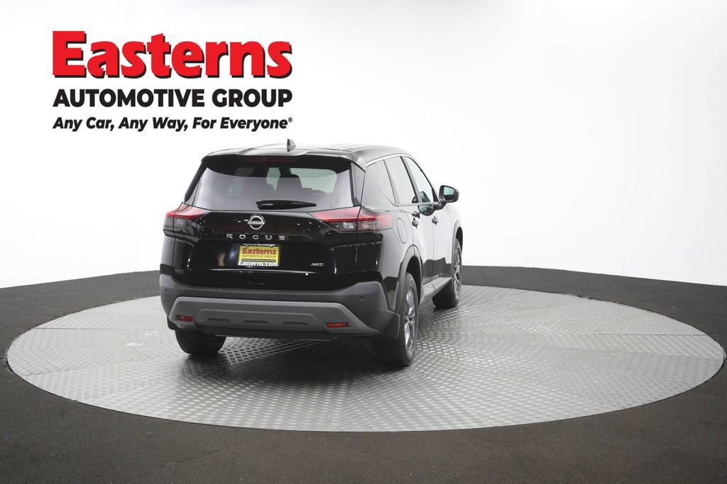 Used 2023 Nissan Rogue S AWD/4WD image 33