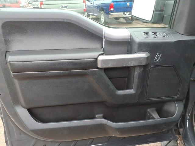 Used 2016 Ford F150 XLT w/ Equipment Group 302A Luxury AWD/4WD image 11