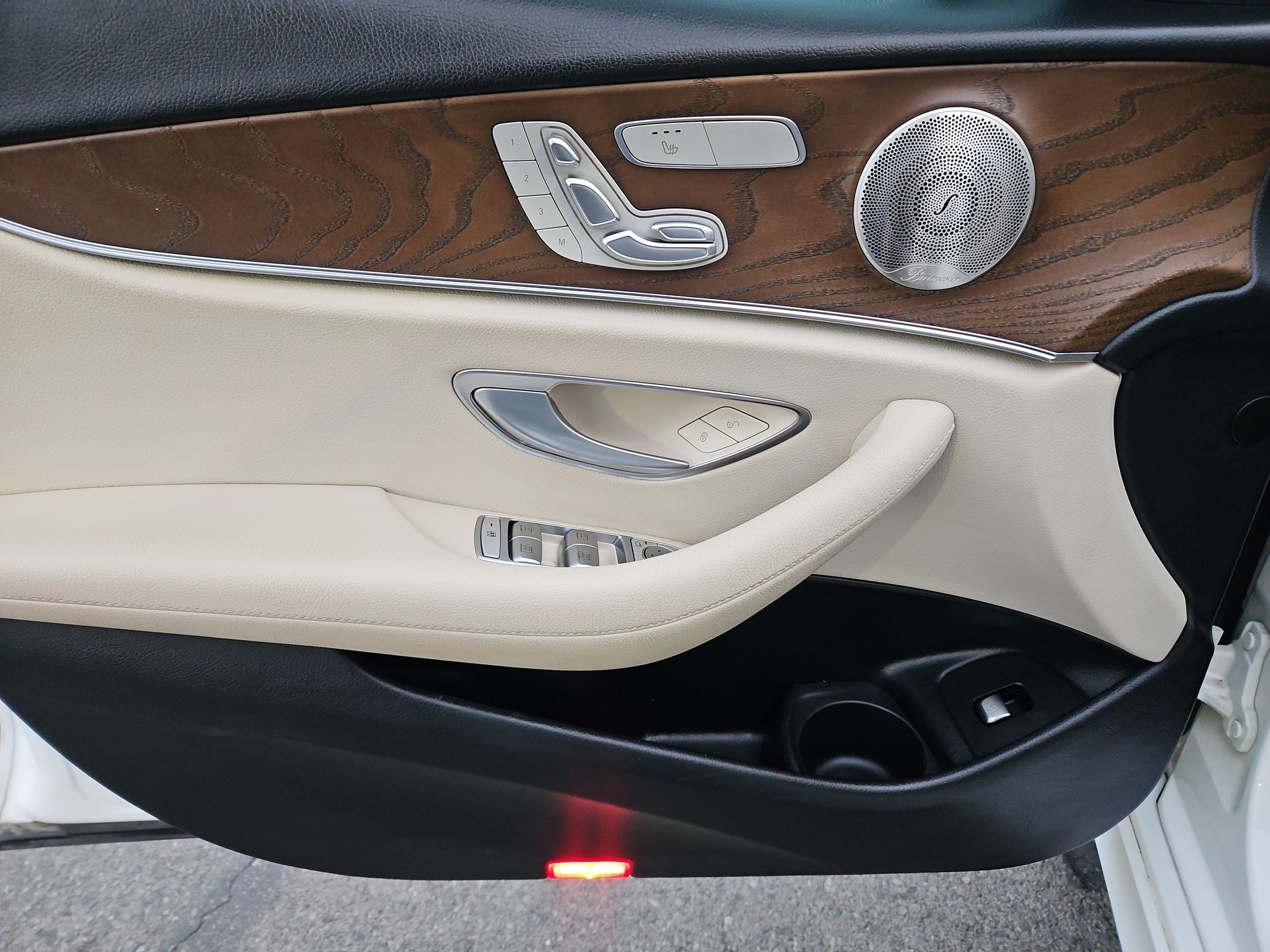 Used 2022 Mercedes-Benz E 350 4MATIC Sedan image 15