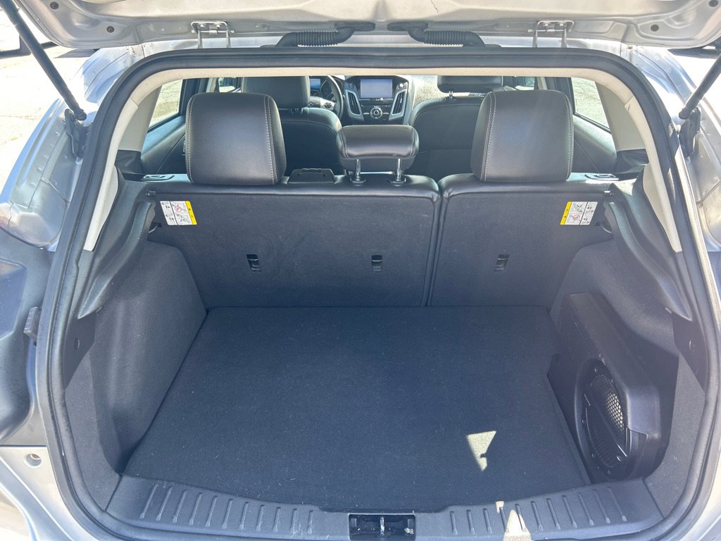 Used 2014 Ford Focus Titanium FWD image 11