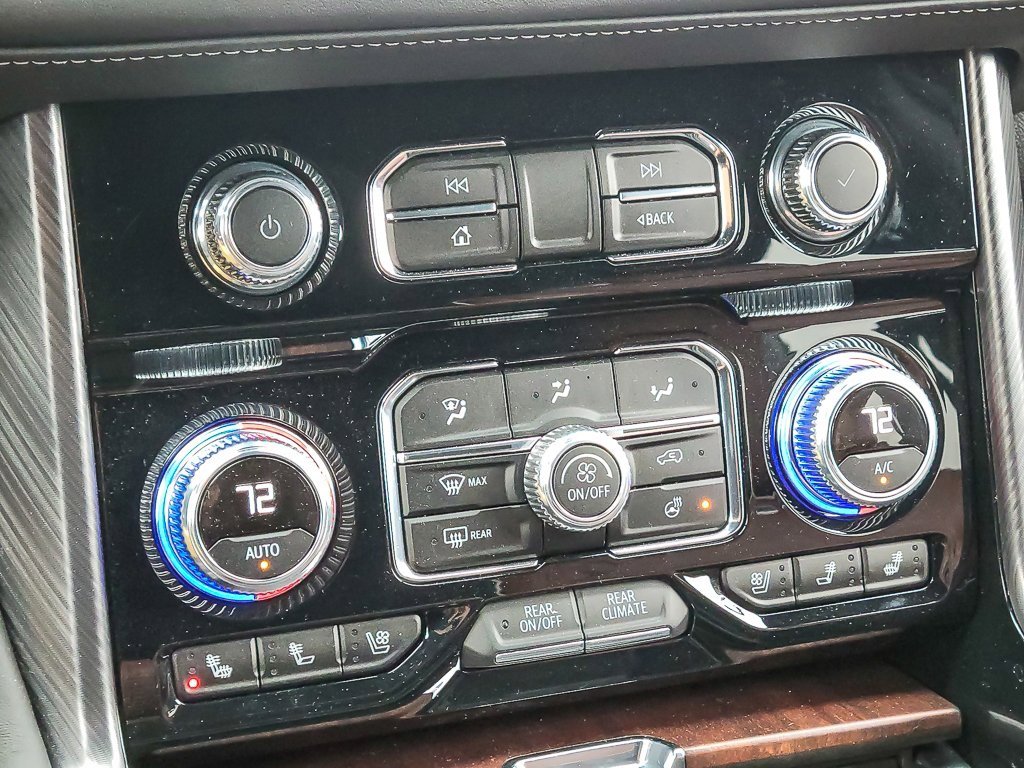 Certified 2024 GMC Yukon Denali Ultimate image 18