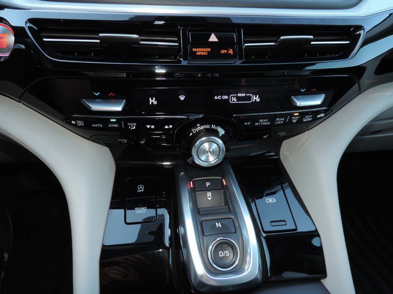 Used 2024 Acura MDX w/ Technology Package AWD/4WD image 26