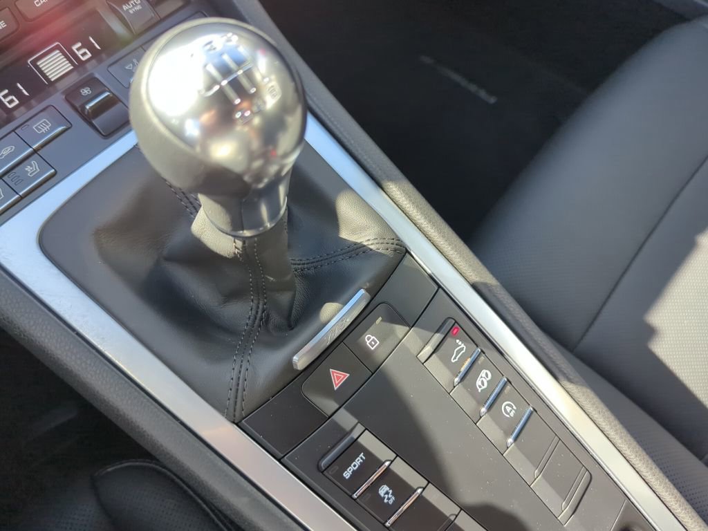 Used 2024 Porsche 718 Cayman S image 21