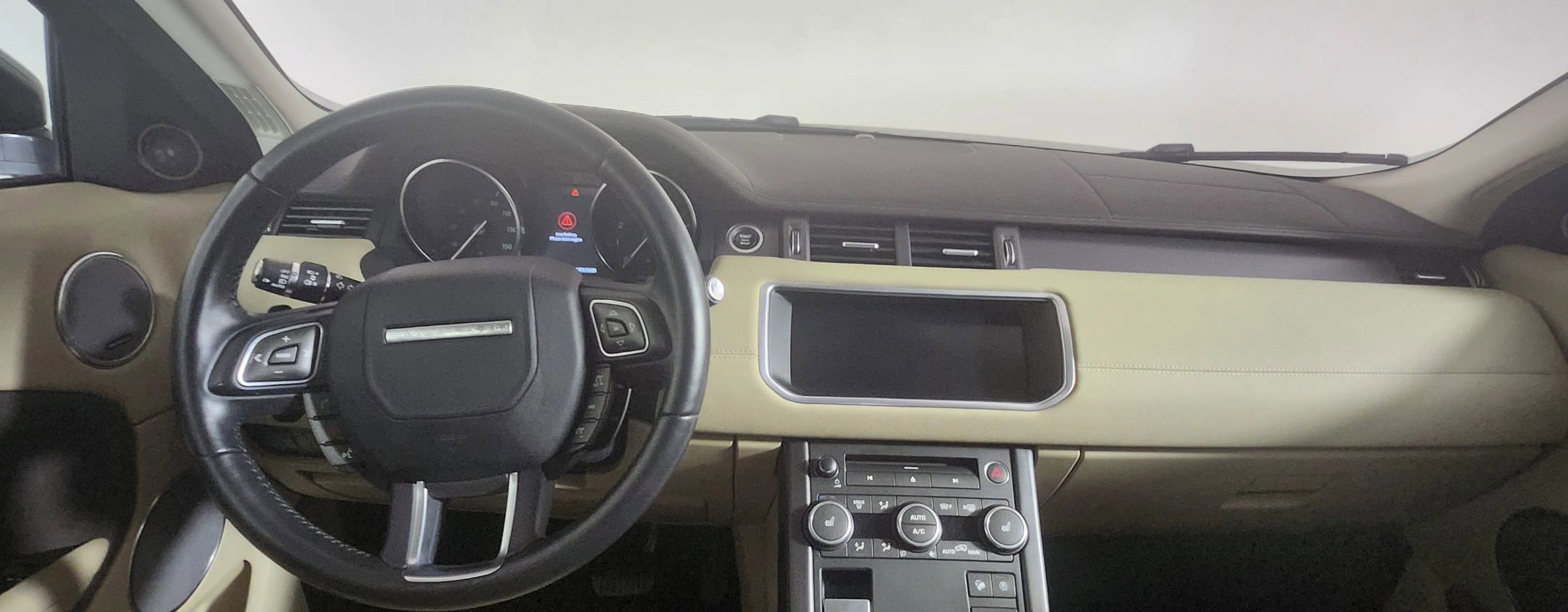 Used 2019 Land Rover Range Rover Evoque SE image 24