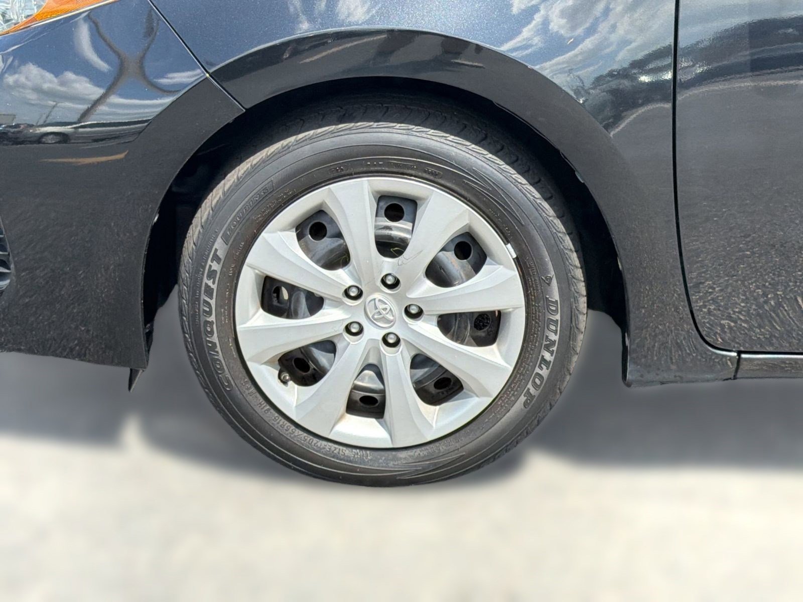 Used 2019 Toyota Corolla LE FWD image 11