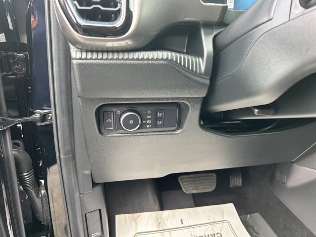 Used 2025 Ford Ranger XLT image 17