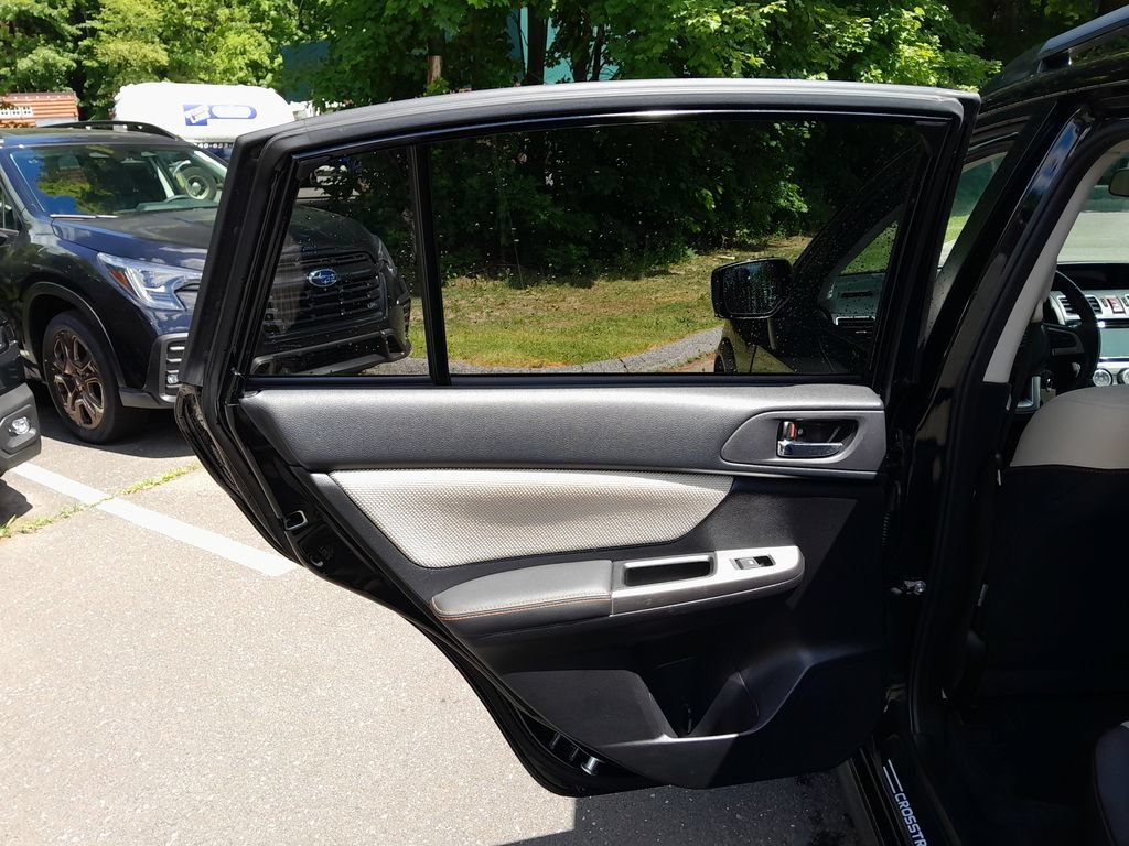 Used 2016 Subaru Crosstrek 2.0i Premium AWD/4WD image 30