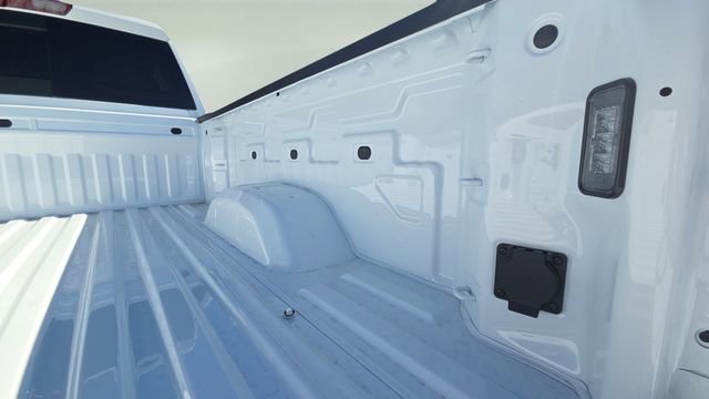 New 2026 GMC Sierra 2500 SLT w/ SLT Convenience Package image 28