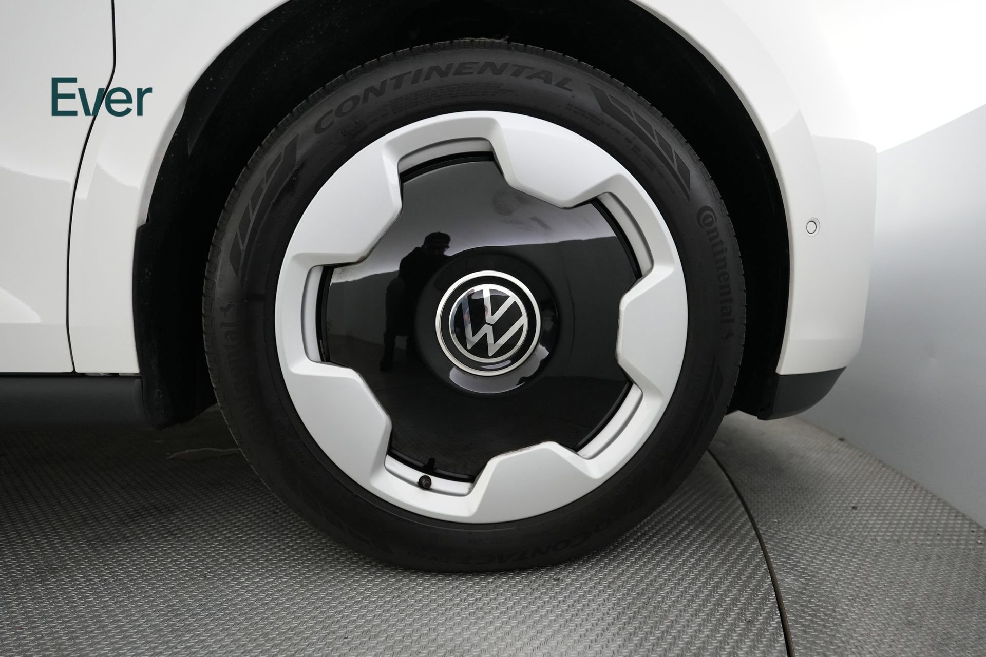 Used 2025 Volkswagen ID. Buzz Pro S image 20