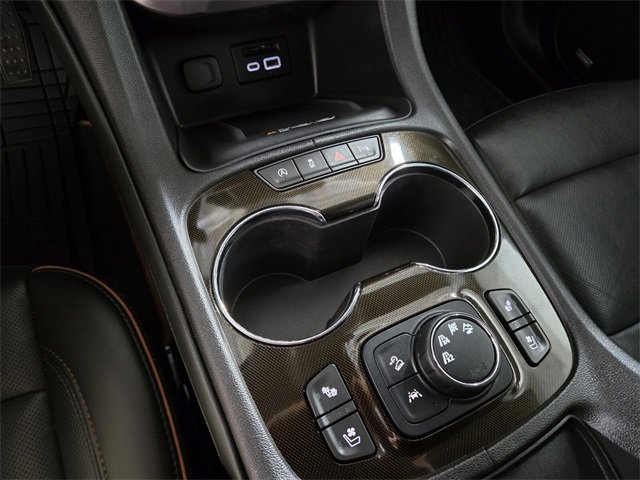 Used 2021 GMC Acadia AT4 w/ Technology Package image 39