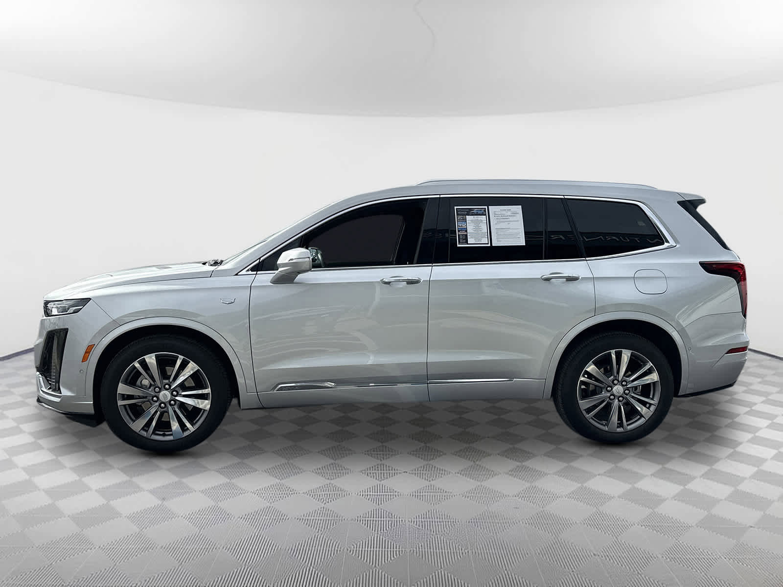 Used 2020 Cadillac XT6 Premium Luxury image 4