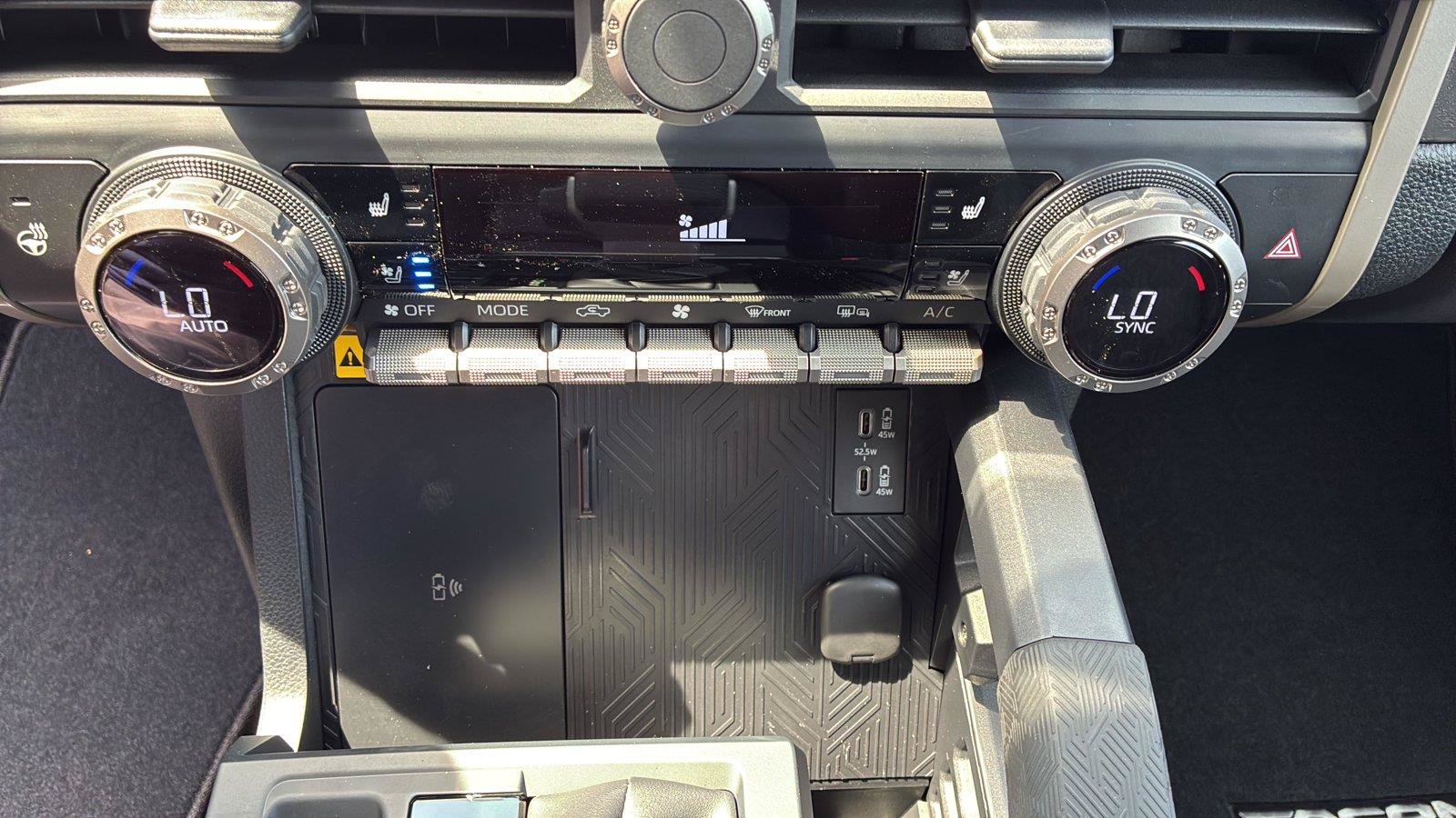 New 2026 Toyota Tacoma Limited AWD/4WD image 18