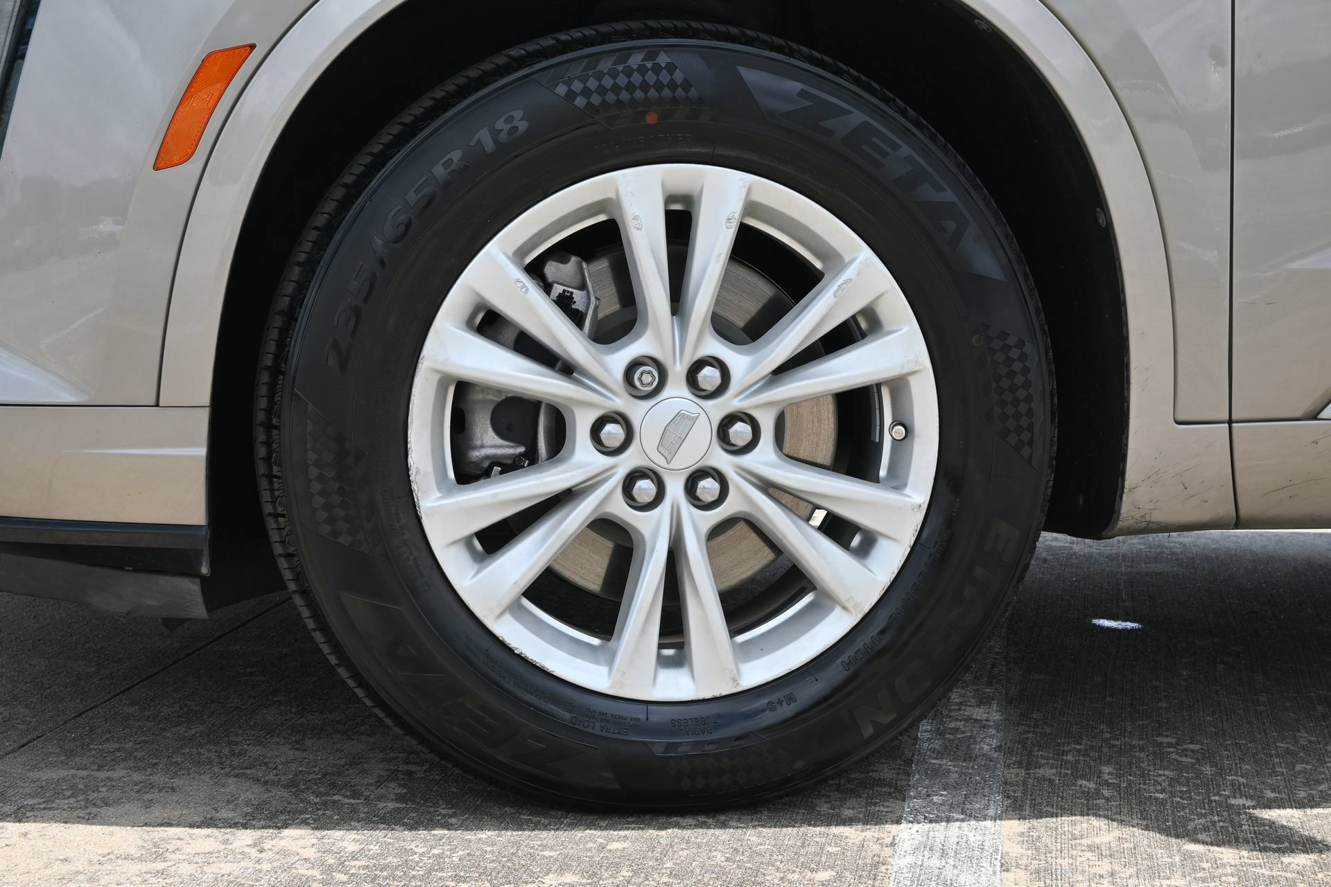 Used 2022 Cadillac XT6 Luxury FWD image 27