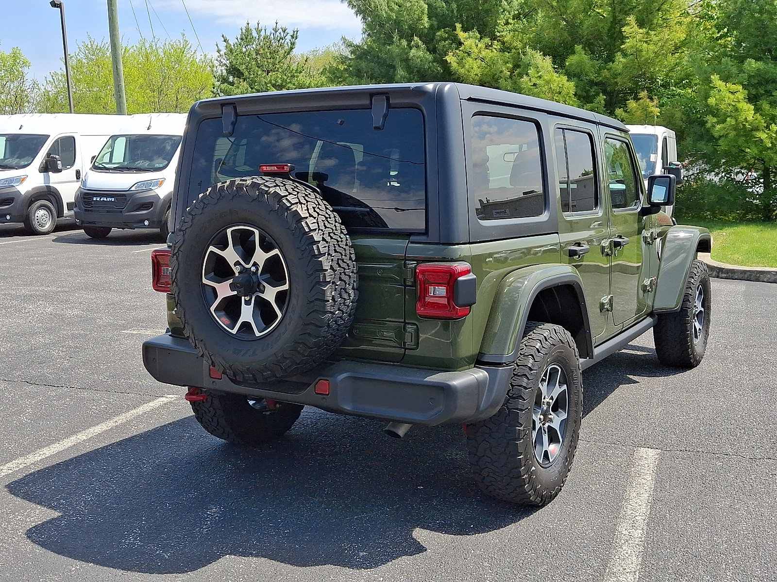 Certified 2021 Jeep Wrangler Unlimited Rubicon w/ LED Lighting Group AWD/4WD image 11