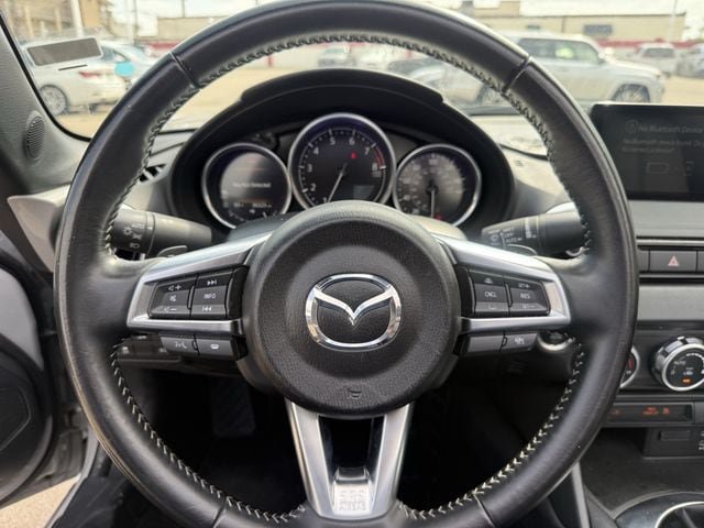Used 2025 MAZDA MX-5 Miata RF Grand Touring RWD image 14