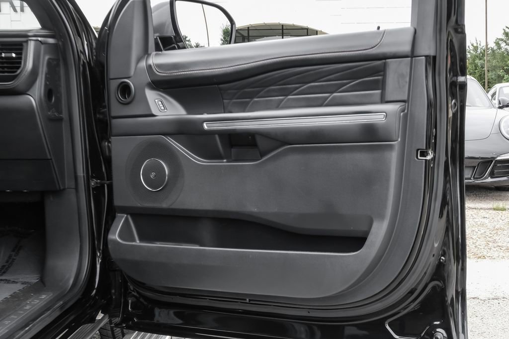 Used 2023 Ford Expedition Max Platinum AWD/4WD image 58