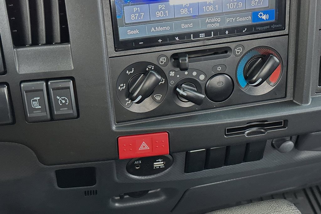 Used 2024 Isuzu NPR RWD image 14