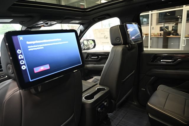 New 2026 GMC Yukon XL Elevation w/ Elevation Premium Package AWD/4WD image 20