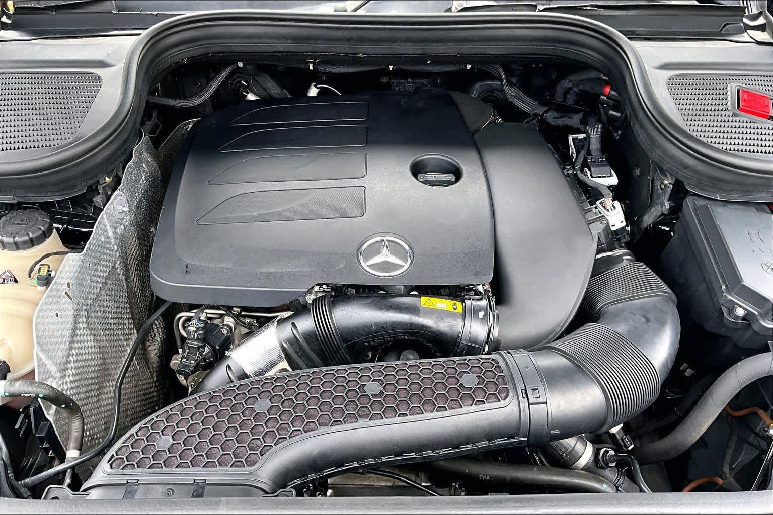 Used 2020 Mercedes-Benz GLE 350 4MATIC image 33