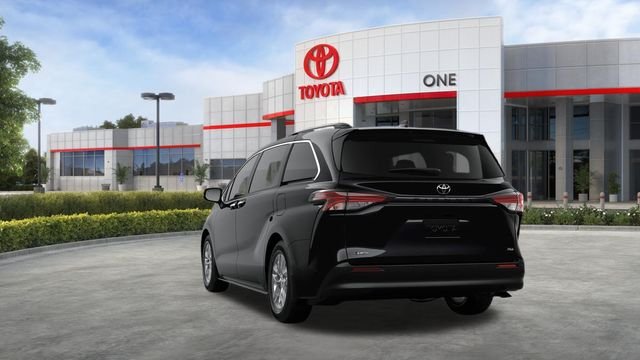 New 2026 Toyota Sienna XLE FWD image 70