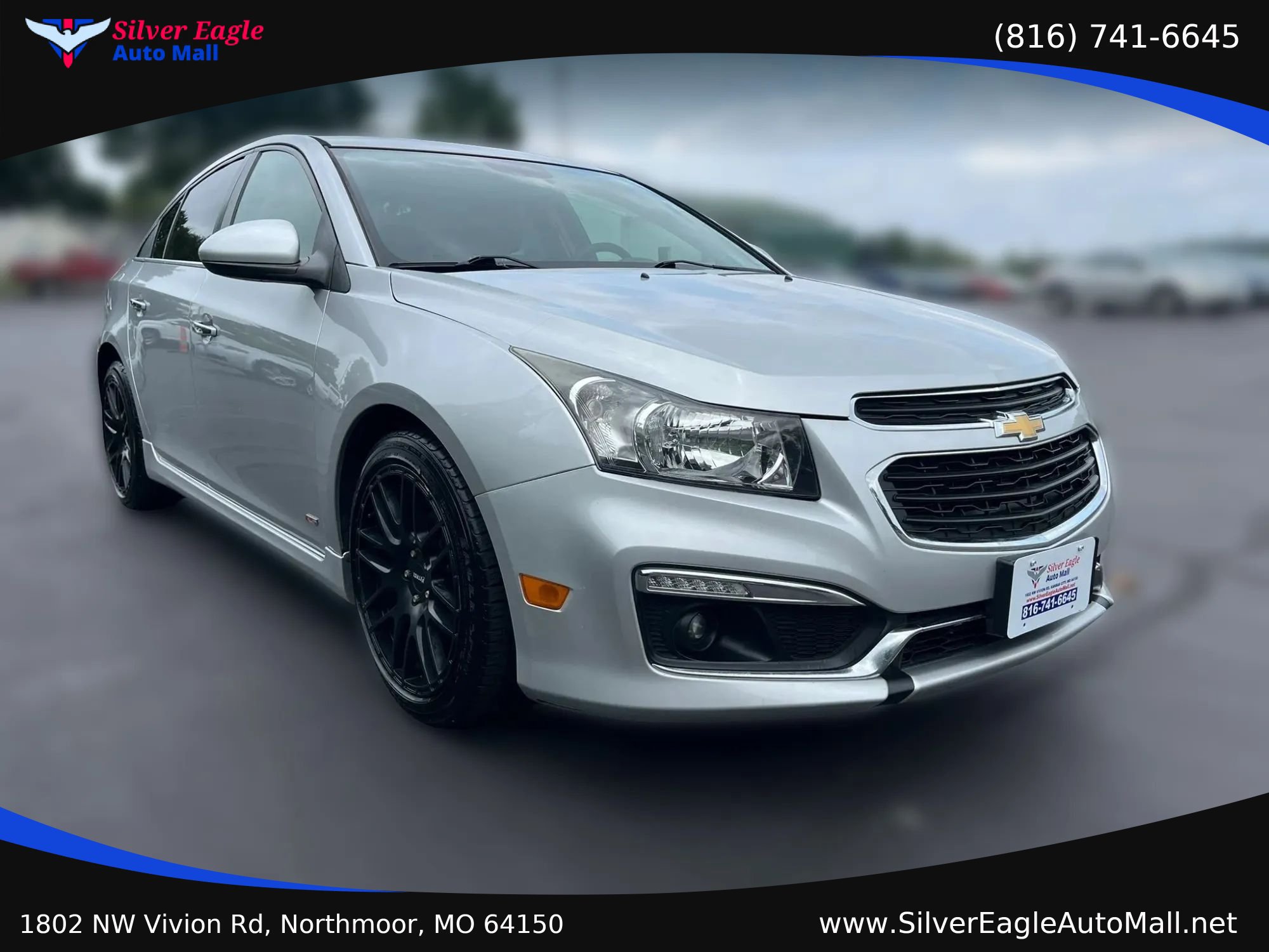 Used 2015 Chevrolet Cruze LTZ w/ Sun, Sound and Sport Package FWD image 3