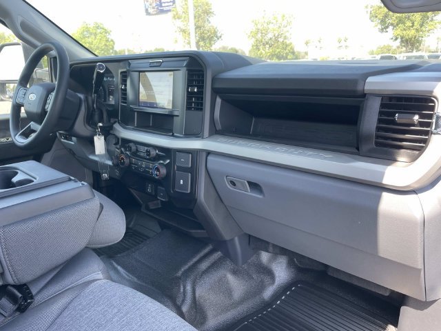New 2026 Ford F350 XL AWD/4WD image 32