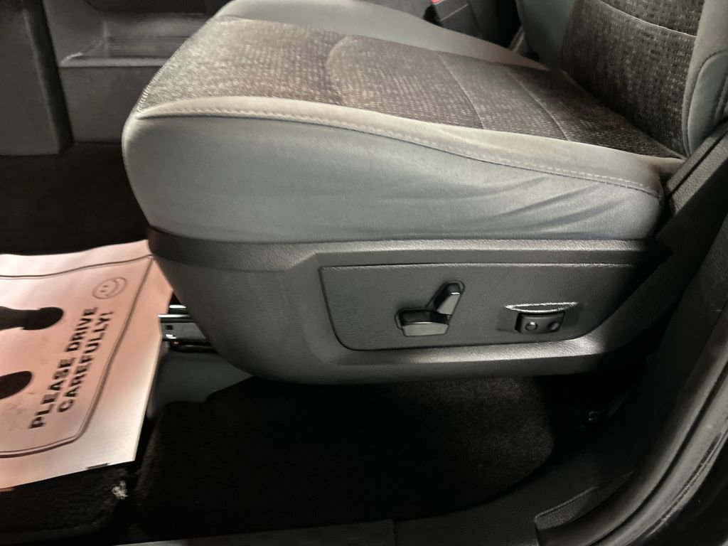 Used 2016 RAM 1500 Big Horn image 11