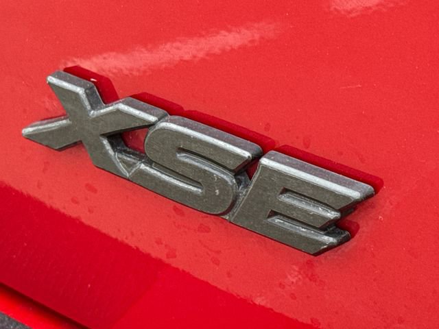 Used 2023 Toyota Camry XSE w/ Navigation Package image 10