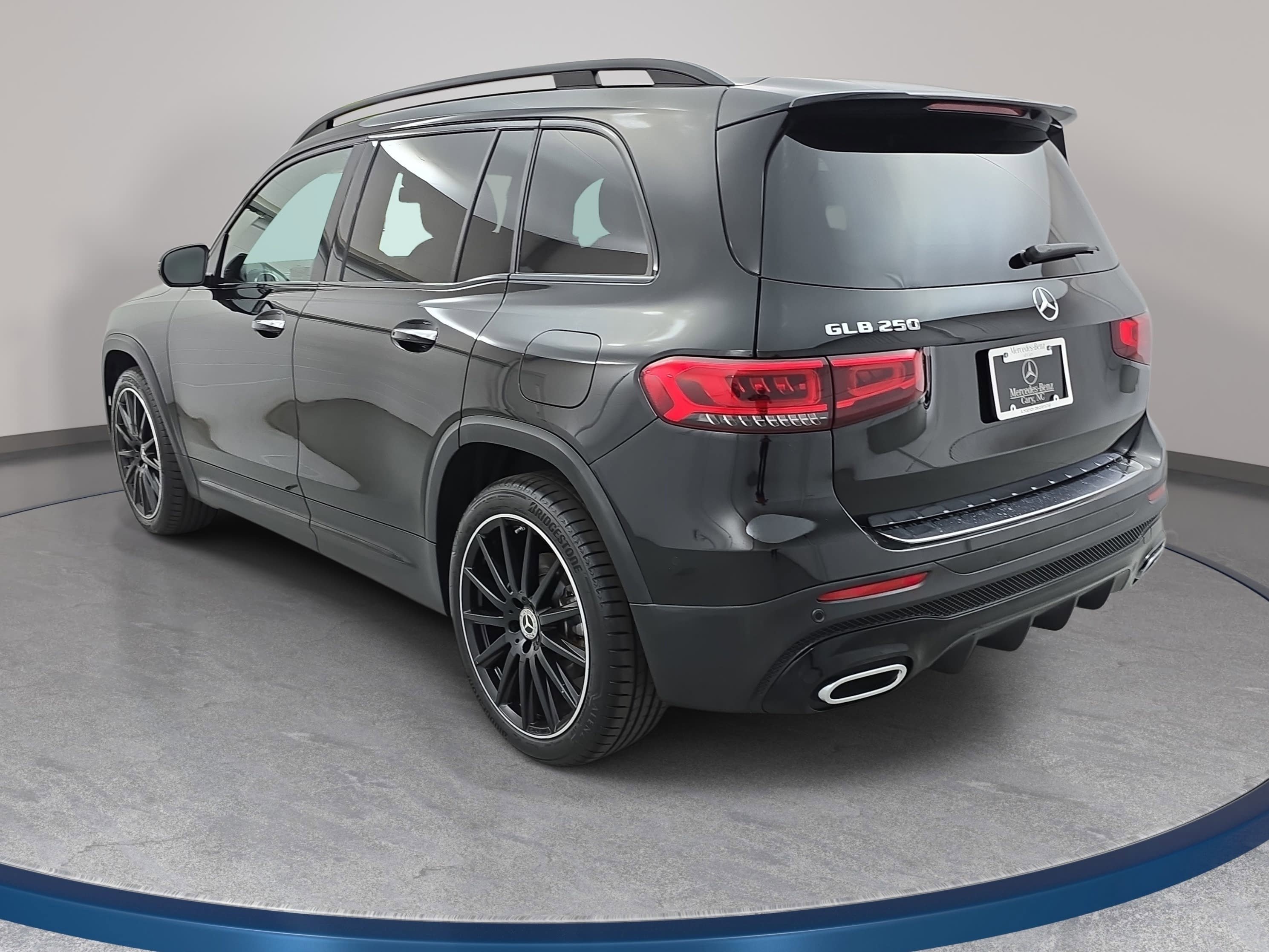 Certified 2023 Mercedes-Benz GLB 250 image 7