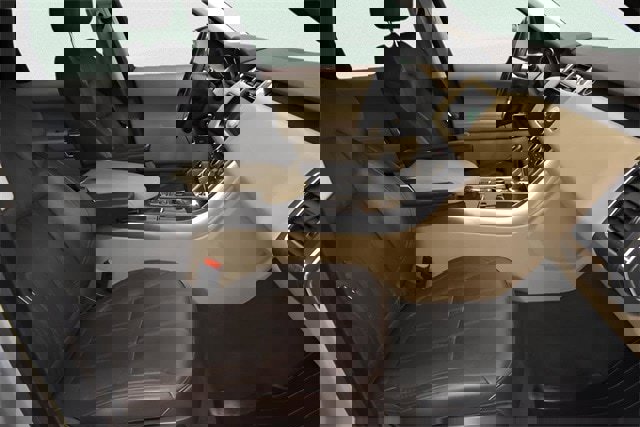 Used 2017 Land Rover Range Rover Sport HSE image 14