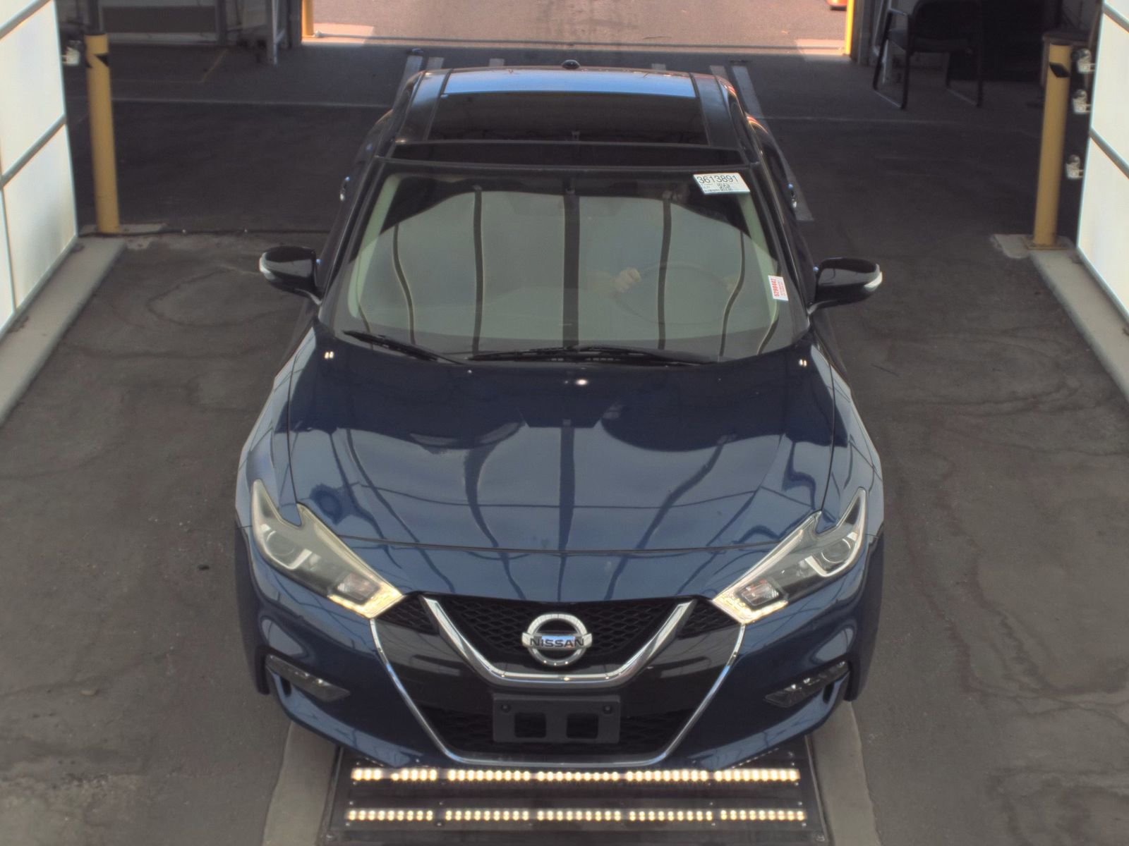 Used 2018 Nissan Maxima 3.5 SL FWD image 2