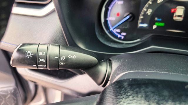 Used 2019 Toyota RAV4 XSE AWD/4WD image 21