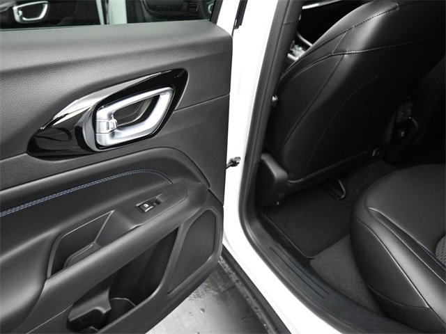 New 2026 Jeep Compass Latitude image 16