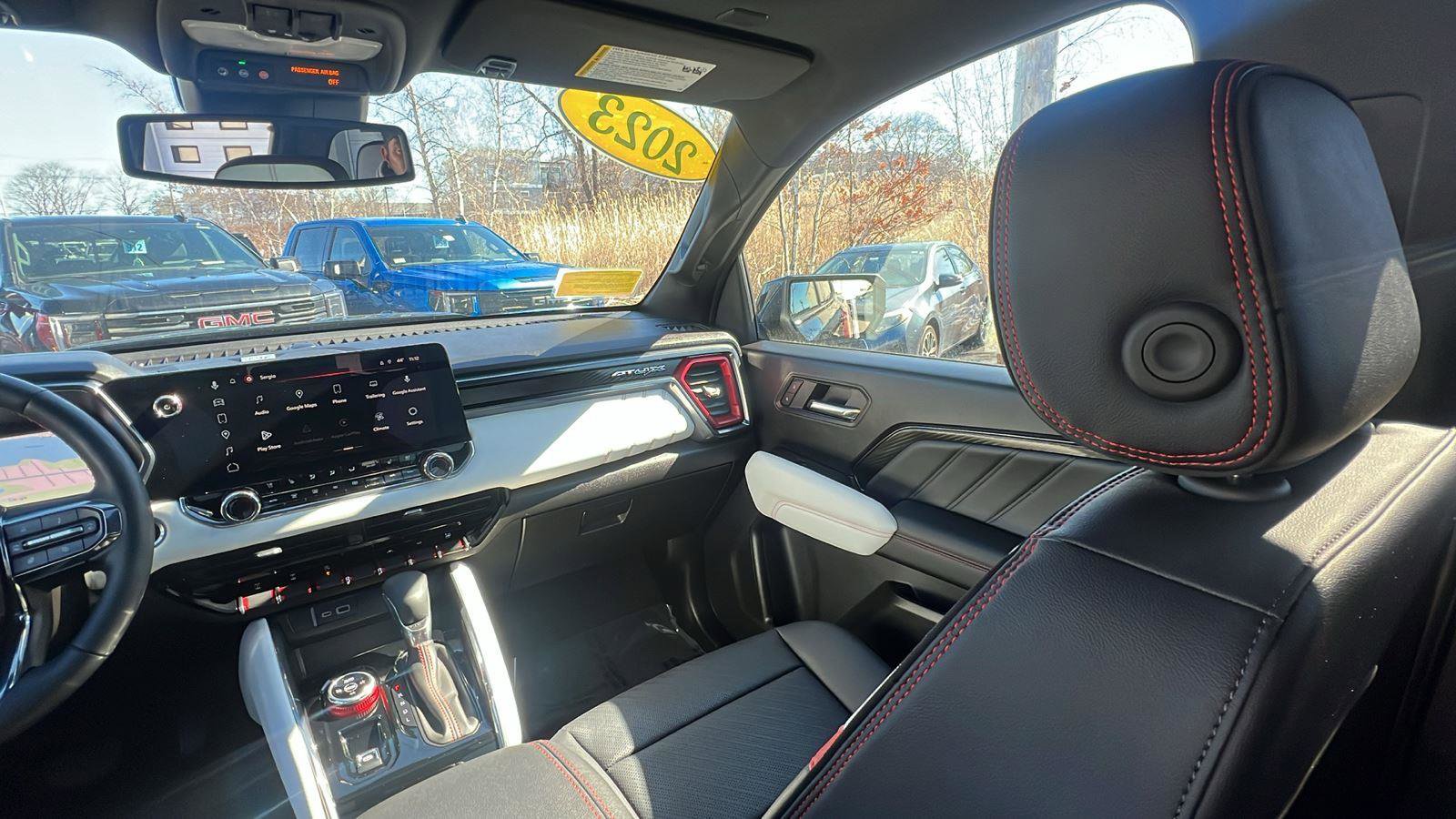 Used 2023 GMC Canyon AT4X image 26