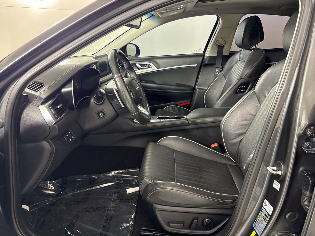 Used 2019 Genesis G70 2.0T Advanced w/ Elite Package image 23