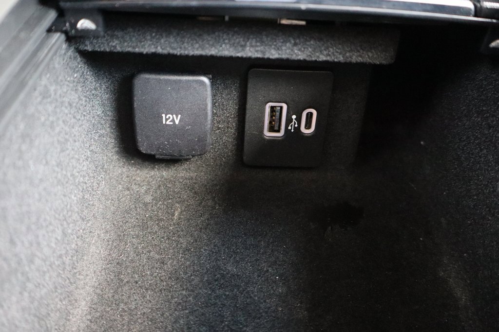 Used 2022 Lincoln Corsair Reserve w/ Equipment Group 201A image 14