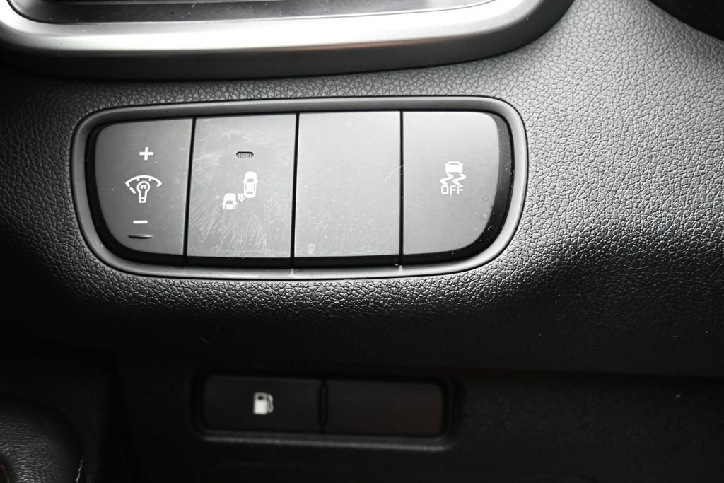 Used 2019 Kia Sorento FWD V6 image 21